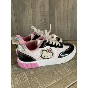 Sanrio Hello Kitty Court Sneaker Girls Size 13 Pink Multicolor Lace Up Shoes